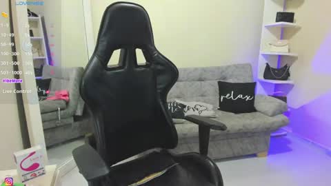 Snapshot of dulce_alice_ chatting on 06-11-26, 11:47 ALICE online show from 06-11-26, 11:47