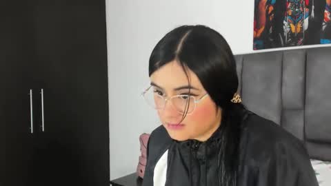 Snapshot of dulce_amg chatting on 02-02-25, 02:24 Dulce amg online show from 02-02-25, 02:24