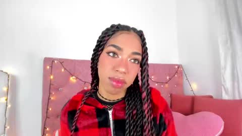 Dulce online show from 11-08-25, 02:17