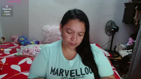 Snapshot of dulce_mmaria chatting on 05-05-26, 06:27 dulce online show from 05-05-26, 06:27