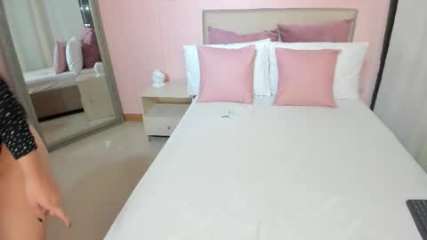 Dulce online show from 12-01-25, 09:53