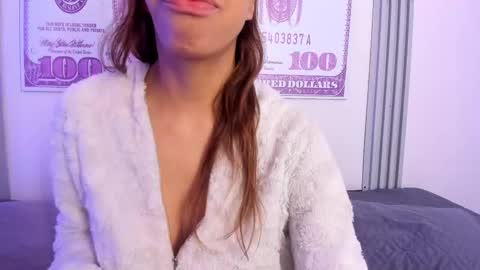 dulce_quintana online show from 10-27-25, 12:20