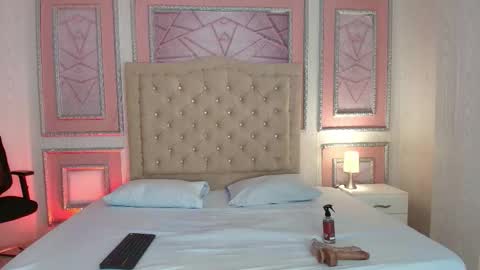 Dulce  online show from 02-22-26, 04:35