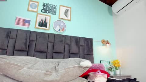 Snapshot of dulceaurora_ chatting on 01-25-25, 09:26 DULCE AURORA online show from 01-25-25, 09:26