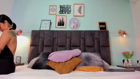 Snapshot of dulceaurora_ chatting on 03-07-25, 02:46 DULCE AURORA online show from 03-07-25, 02:46