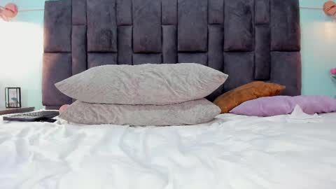 Snapshot of dulceaurora_ chatting on 03-07-25, 05:51 DULCE AURORA online show from 03-07-25, 05:51