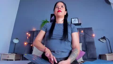 Snapshot of dulceaurora_ chatting on 07-14-26, 02:49 DULCE AURORA online show from 07-14-26, 02:49