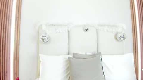 Dulce online show from 12-19-25, 11:23