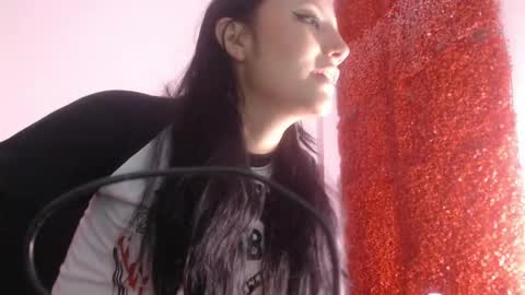 Snapshot of dulcegreyx chatting on 05-27-26, 10:18 Dulce online show from 05-27-26, 10:18