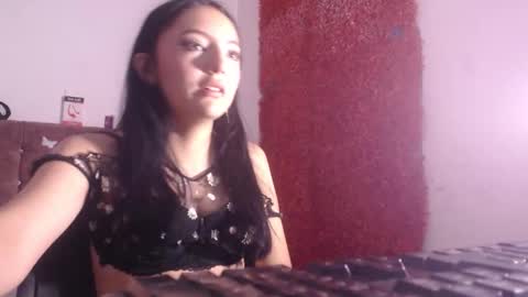 Snapshot of dulcegreyx chatting on 06-01-26, 07:04 Dulce online show from 06-01-26, 07:04