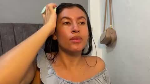 dulceizzy online show from 04-28-26, 01:26