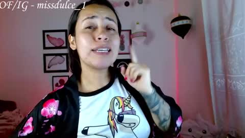 Snapshot of dulcemaria_alvarez22 chatting on 12-17-25, 11:44 Dulce online show from 12-17-25, 11:44