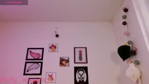 Snapshot of dulcemaria_alvarez22 chatting on 02-20-26, 06:26 Dulce online show from 02-20-26, 06:26