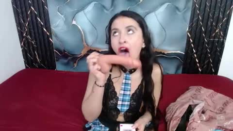 dulce online show from 11-10-25, 03:11