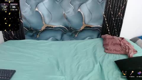 dulce online show from 11-18-25, 02:32