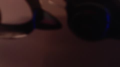 dulce online show from 12-14-25, 04:34