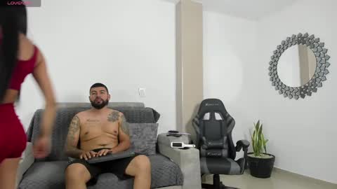 Snapshot of dulceromance chatting on 05-06-26, 02:40 Jlozada05 online show from 05-06-26, 02:40