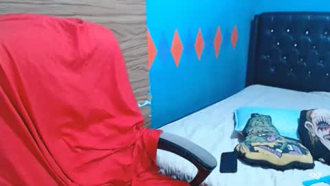 dulcesdemaria online show from 05-19-26, 01:56