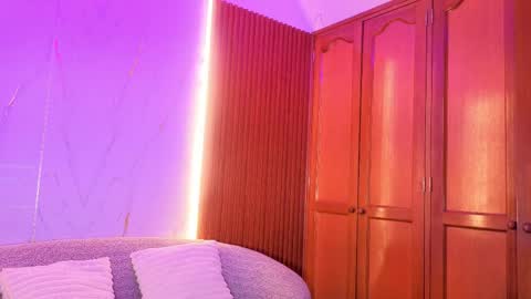 Dulce online show from 04-11-26, 04:50