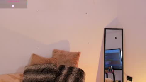 Snapshot of dulcey_ chatting on 09-21-25, 10:50 Dulcey online show from 09-21-25, 10:50