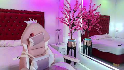 Snapshot of dulcinea_grayy chatting on 12-01-25, 11:48 dulcinea_grayy online show from 12-01-25, 11:48