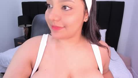 Dulce online show from 03-08-26, 07:28