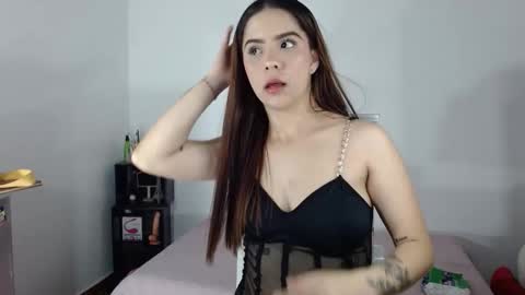 Snapshot of dullce_mariiaa chatting on 12-16-25, 05:34 dulce online show from 12-16-25, 05:34