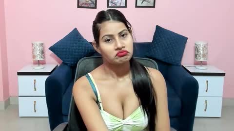 dumble_doree online show from 10-08-25, 03:59