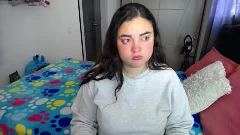 Snapshot of dumont_model chatting on 12-18-25, 06:47 Nicole online show from 12-18-25, 06:47