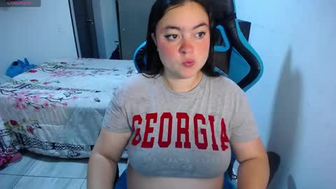 Nicole   online show from 04-11-26, 09:35