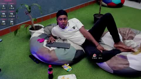 Snapshot of duo69sexual chatting on 10-25-25, 08:36 duo69sexual online show from 10-25-25, 08:36