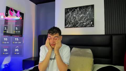 Snapshot of duolust chatting on 10-29-25, 12:07 Thomas and Noah online show from 10-29-25, 12:07