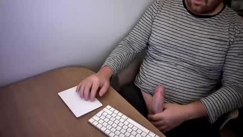 Snapshot of dupf127 chatting on 01-12-26, 01:11 FloFrenchCurv288 online show from 01-12-26, 01:11