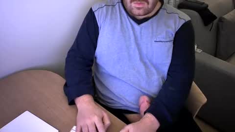 Snapshot of dupf127 chatting on 02-20-26, 11:38 FloFrenchCurv288 online show from 02-20-26, 11:38