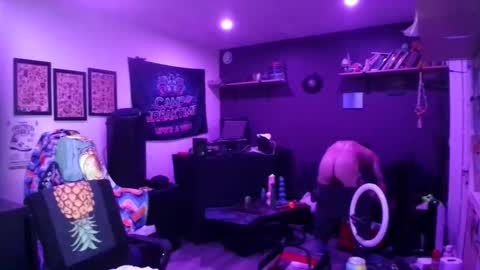 Snapshot of durfmanx chatting on 11-16-25, 06:52 durfmanX online show from 11-16-25, 06:52