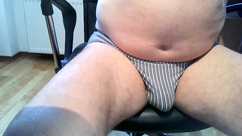 Snapshot of duria17 chatting on 01-07-26, 10:40 duria17 online show from 01-07-26, 10:40