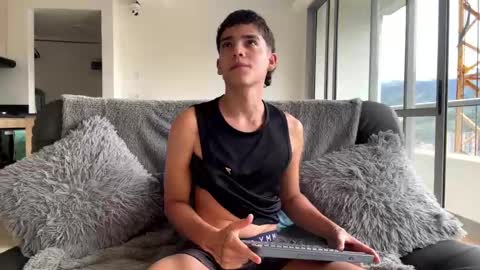 Dustin online show from 10-10-25, 06:29