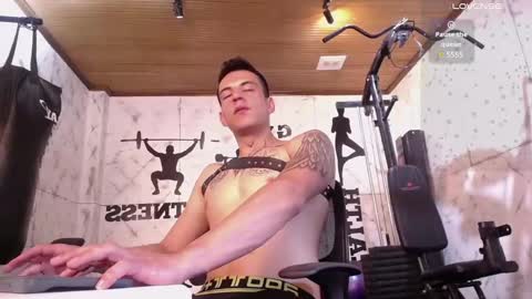 Dustin Sonne online show from 01-25-25, 06:34