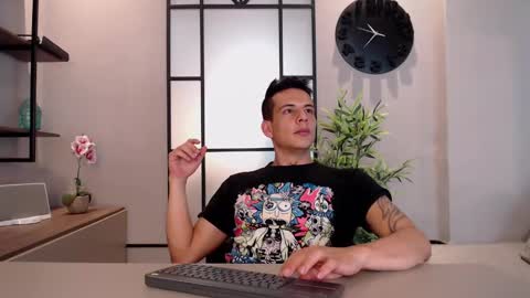 Dustin Sonne online show from 02-05-25, 06:24