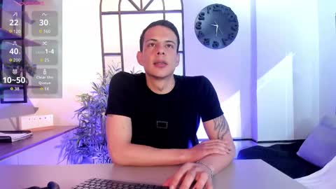 Dustin Sonne online show from 09-24-25, 03:54