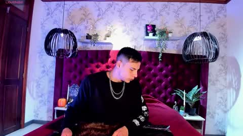 Dustin Sonne online show from 11-02-25, 03:31