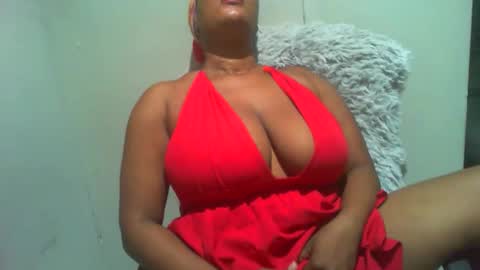 Snapshot of dustylucy chatting on 01-16-26, 10:58 dustylucy online show from 01-16-26, 10:58