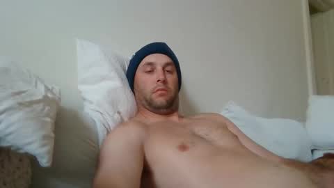 Snapshot of dustyroy09 chatting on 10-15-25, 11:27 dustyroy09 online show from 10-15-25, 11:27