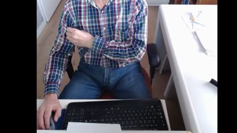 Snapshot of dutchpornking2 chatting on 02-03-25, 08:02 dutchpornking2 online show from 02-03-25, 08:02