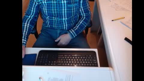 Snapshot of dutchpornking2 chatting on 02-10-25, 07:17 dutchpornking2 online show from 02-10-25, 07:17