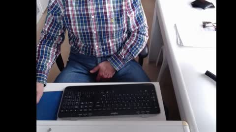 Snapshot of dutchpornking2 chatting on 02-13-25, 11:28 dutchpornking2 online show from 02-13-25, 11:28