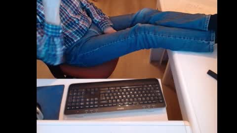 Snapshot of dutchpornking2 chatting on 02-17-25, 07:10 dutchpornking2 online show from 02-17-25, 07:10