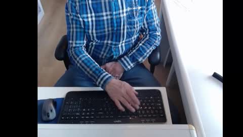 Snapshot of dutchpornking2 chatting on 02-19-25, 08:01 dutchpornking2 online show from 02-19-25, 08:01