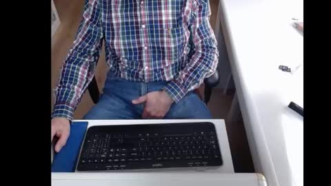 Snapshot of dutchpornking2 chatting on 02-27-25, 11:20 dutchpornking2 online show from 02-27-25, 11:20