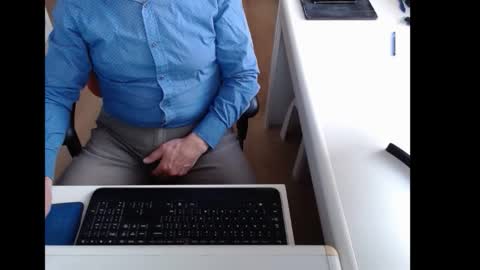 Snapshot of dutchpornking2 chatting on 11-25-25, 08:03 dutchpornking2 online show from 11-25-25, 08:03